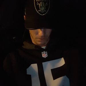 Meet your Posher, Cameron